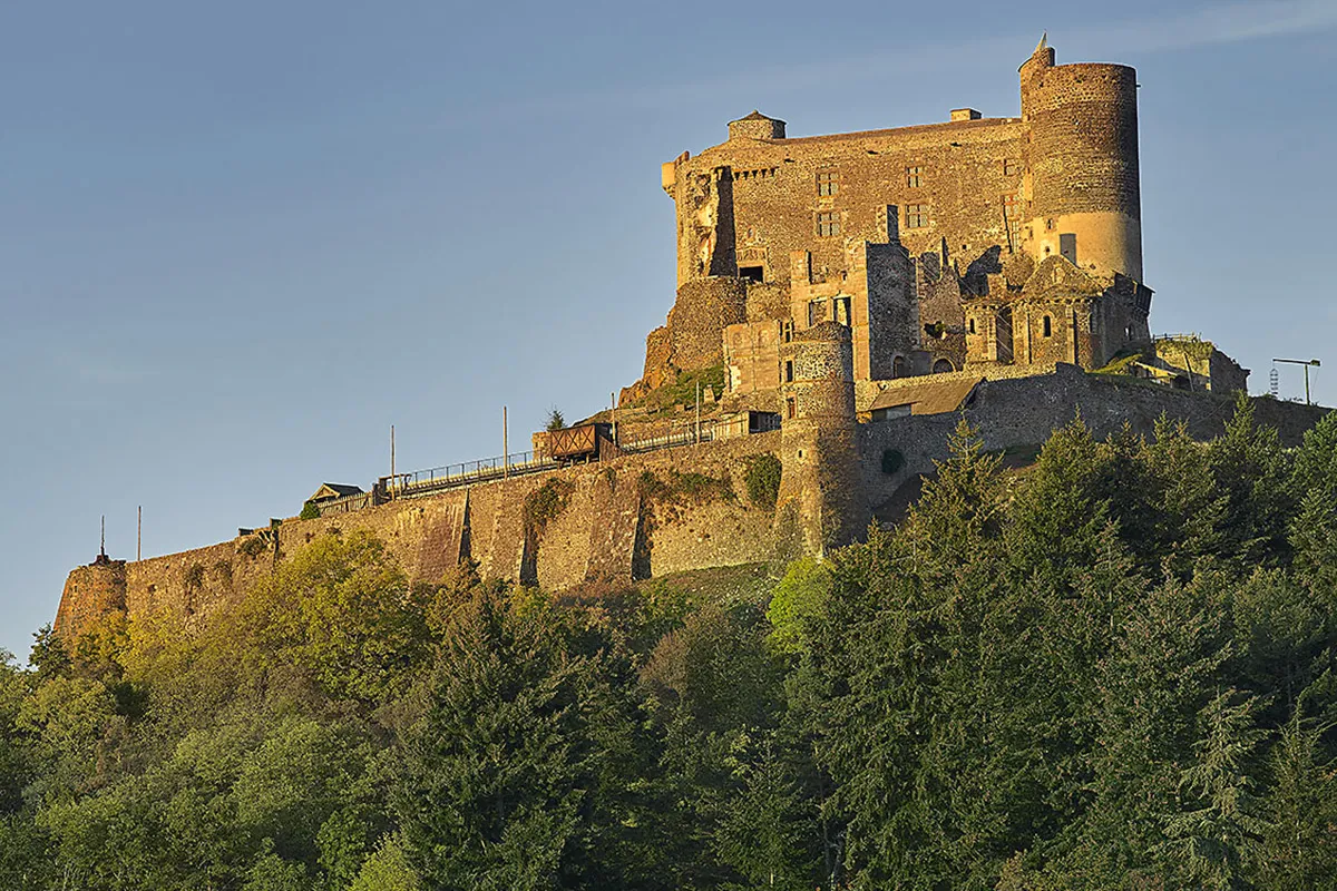 Le Château de Murol, un site médiéval incontournable