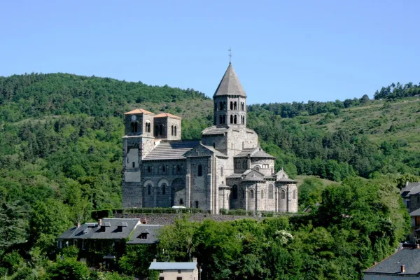Saint-Nectaire – ein symbolträchtiges Dorf zwischen Kulturerbe und Gastronomie